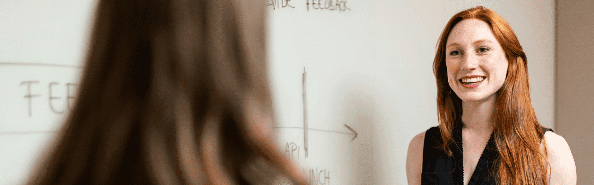 Ein duales Studium ermöglicht spannende und wertvolle Einblicke in die Berufswelt und vielleicht sogar in den späteren Arbeitsplatz.